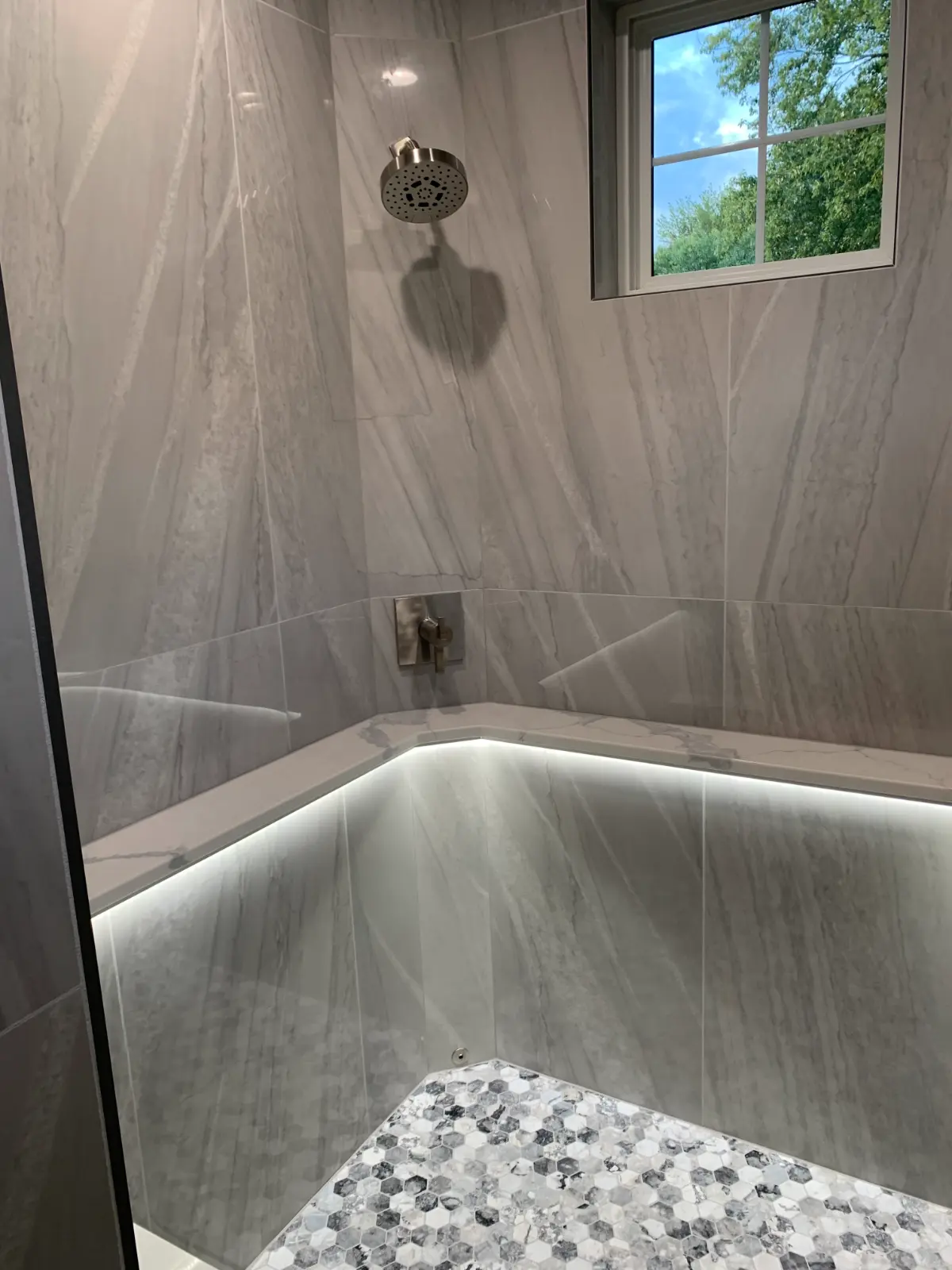 Tarr Shower, photo 2