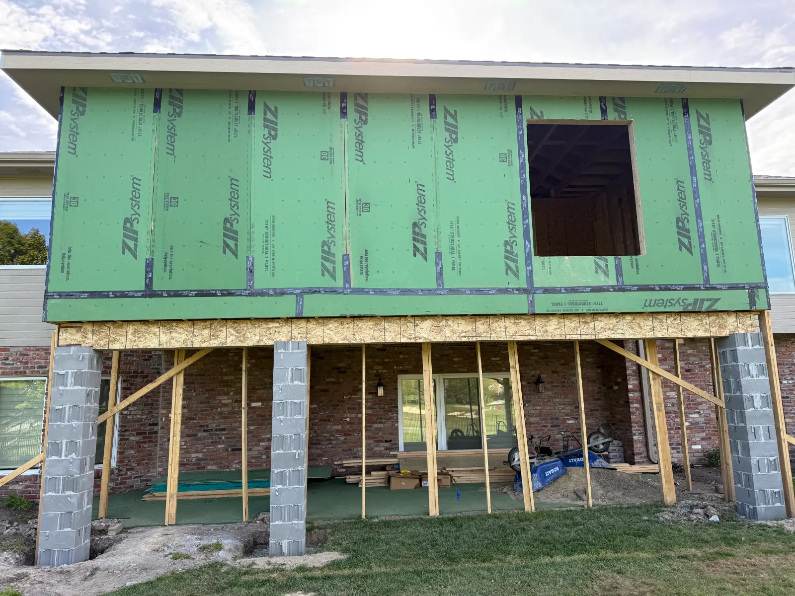 4 Seasons Addition, exterior photo 8