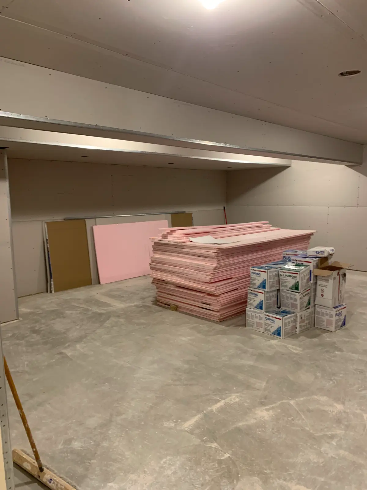 Santin basement finish, photo 5