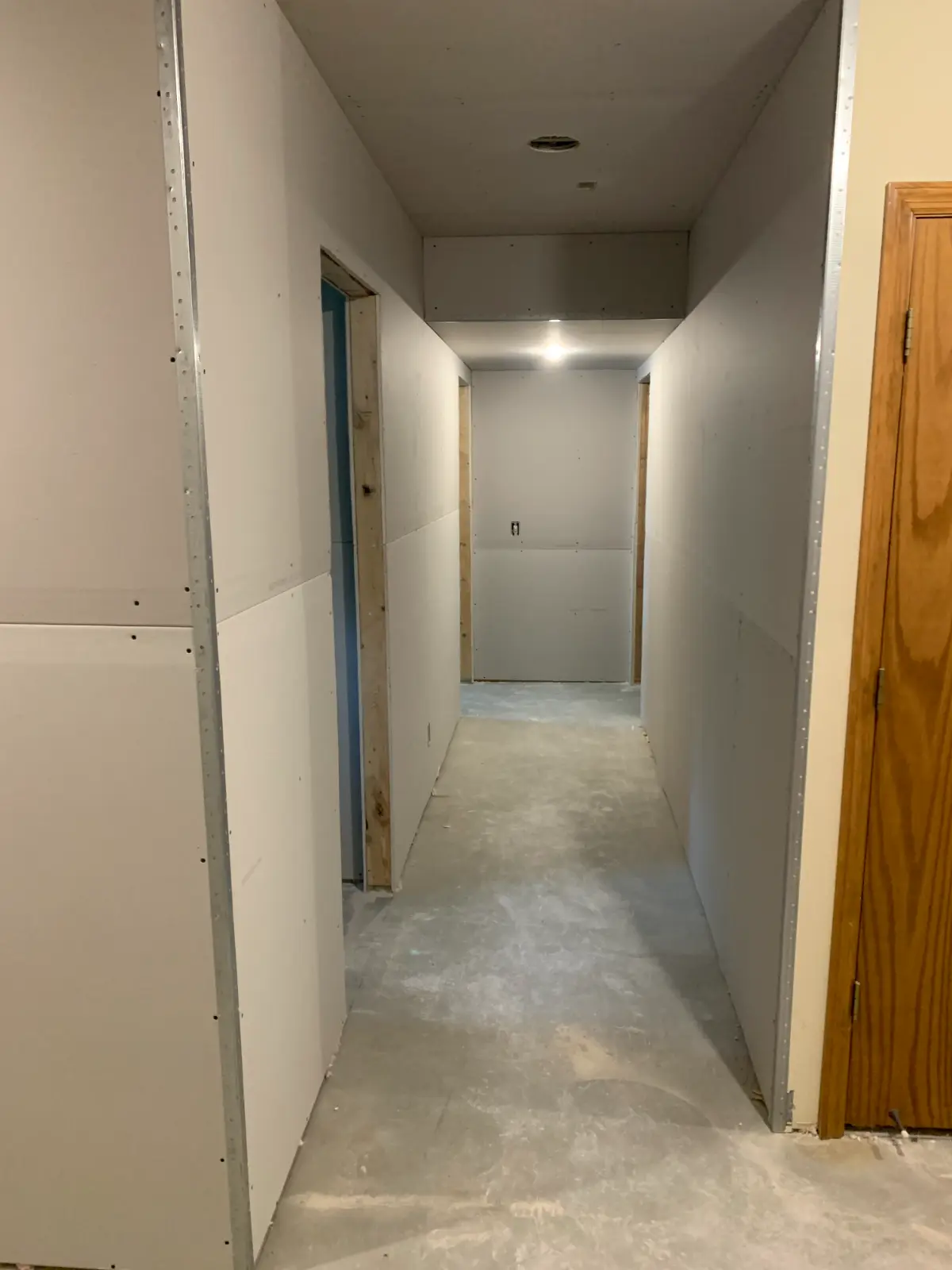Santin basement finish, photo 6