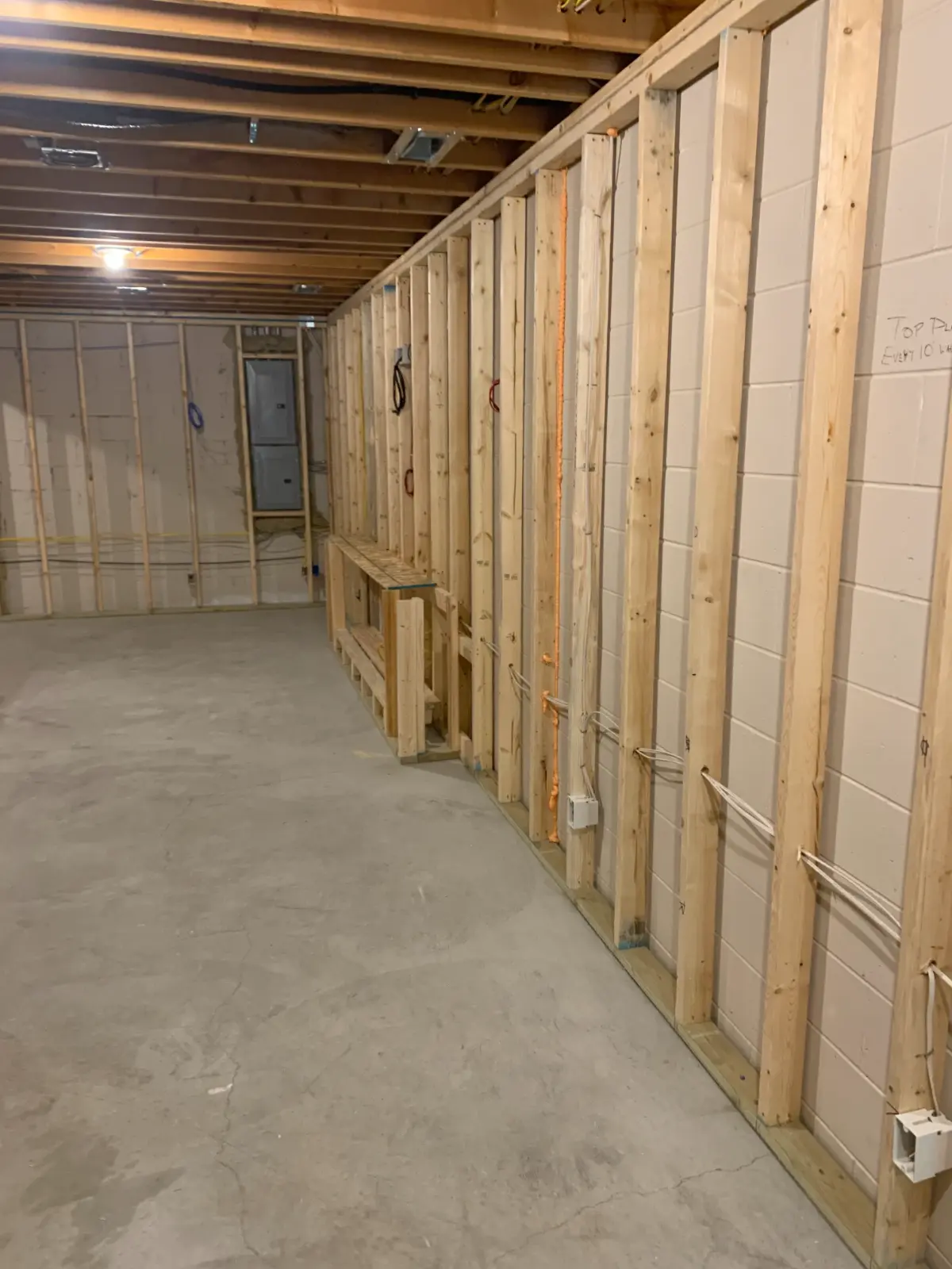 Santin basement finish, photo 1