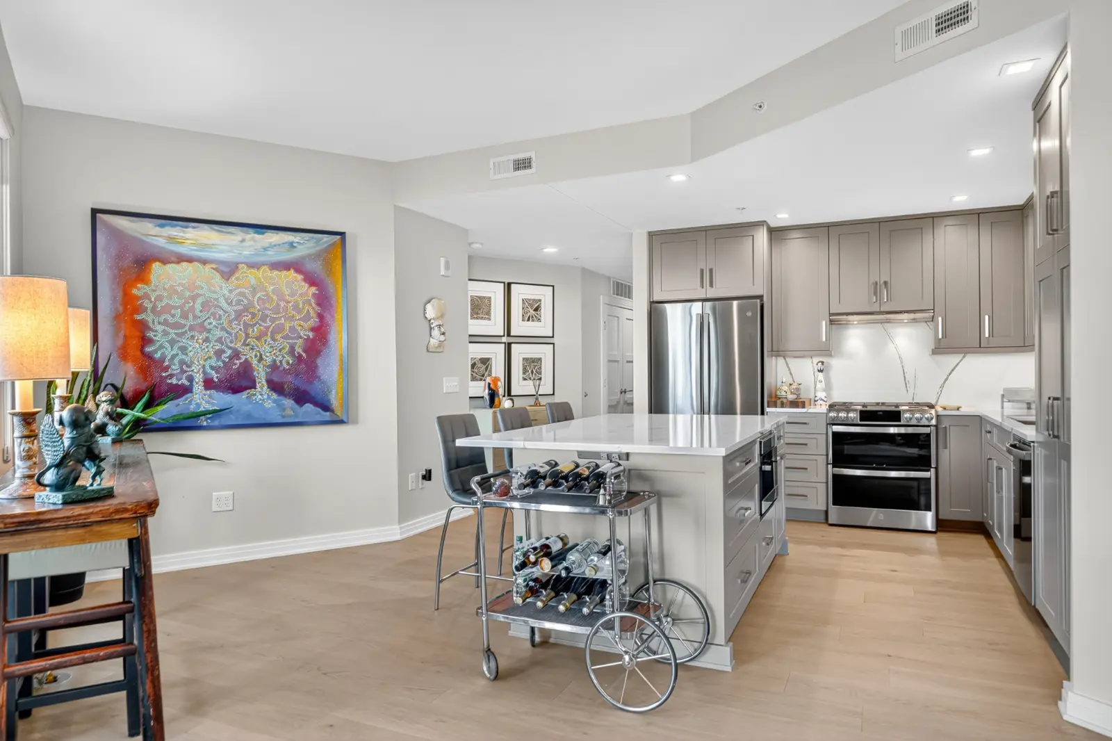 Midtown Crossing Condo Remodel, photo 17